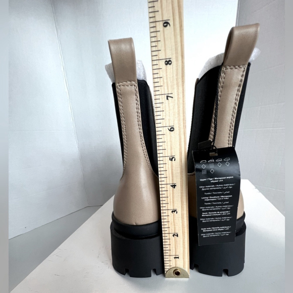 NIB - Only, Women's Doja Chunky Chelsea Boots - Beige. Size: 36 (EU) - Picture 12 of 16